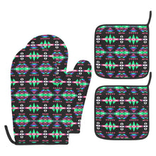 Load image into Gallery viewer, River Trail Journey Oven Mitt &amp; Pot Holder
