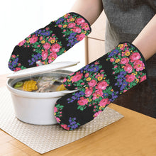 Load image into Gallery viewer, Kokum&#39;s Revenge Black Oven Mitt &amp; Pot Holder
