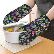 Load image into Gallery viewer, Indigenous Paisley Black Oven Mitt &amp; Pot Holder
