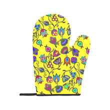 Load image into Gallery viewer, Indigenous Paisley Yellow Oven Mitt &amp; Pot Holder
