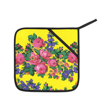 Load image into Gallery viewer, Kokum&#39;s Revenge Yellow Oven Mitt &amp; Pot Holder
