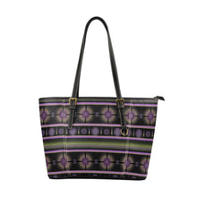 Load image into Gallery viewer, Evening Feather Wheel Leather Tote Bag
