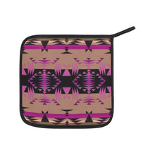 Load image into Gallery viewer, Between the Mountains Berry Oven Mitt &amp; Pot Holder
