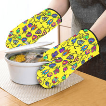 Load image into Gallery viewer, Indigenous Paisley Yellow Oven Mitt &amp; Pot Holder
