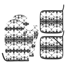 Load image into Gallery viewer, Between the Mountains White and Black Oven Mitt &amp; Pot Holder
