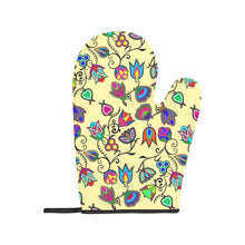 Load image into Gallery viewer, Indigenous Paisley Vanilla Oven Mitt &amp; Pot Holder
