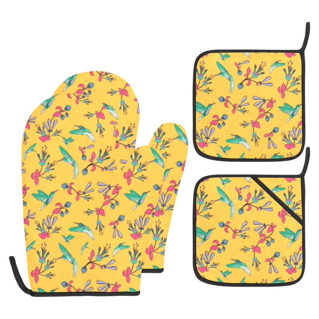 Swift Pastel Yellow Oven Mitt & Pot Holder