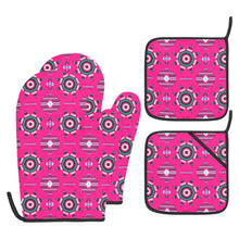 Load image into Gallery viewer, Rising Star Strawberry Moon Oven Mitt &amp; Pot Holder
