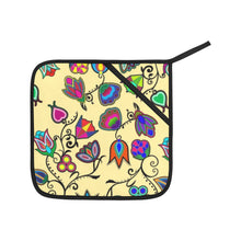 Load image into Gallery viewer, Indigenous Paisley Vanilla Oven Mitt &amp; Pot Holder
