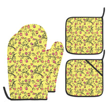 Load image into Gallery viewer, Key Lime Star Oven Mitt &amp; Pot Holder
