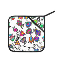 Load image into Gallery viewer, Indigenous Paisley White Oven Mitt &amp; Pot Holder
