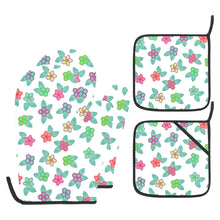 Load image into Gallery viewer, Berry Flowers White Oven Mitt &amp; Pot Holder
