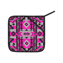 Load image into Gallery viewer, Chiefs Mountain Stunning Sunset Oven Mitt &amp; Pot Holder
