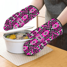 Load image into Gallery viewer, Chiefs Mountain Stunning Sunset Oven Mitt &amp; Pot Holder
