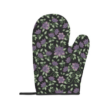 Load image into Gallery viewer, Purple Beaded Rose Oven Mitt &amp; Pot Holder
