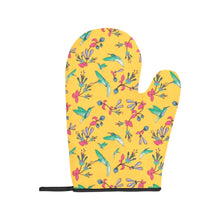 Load image into Gallery viewer, Swift Pastel Yellow Oven Mitt &amp; Pot Holder
