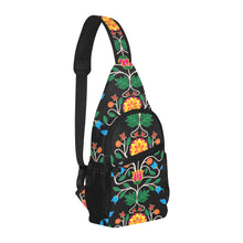 Load image into Gallery viewer, Floral Beadwork Four Clans Chest Bag
