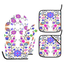 Load image into Gallery viewer, Floral Beadwork Seven Clans White Oven Mitt &amp; Pot Holder
