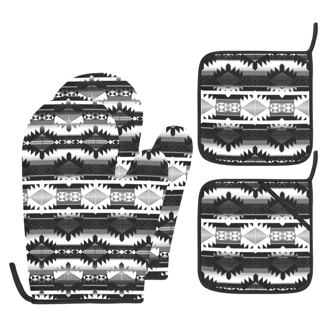 Okotoks Black and White Oven Mitt & Pot Holder