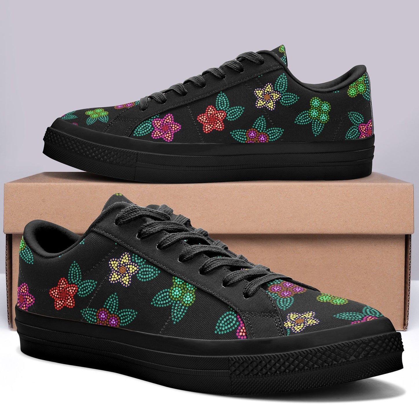 Berry Flowers Black Aapisi Low Top Canvas Shoes Black Sole aapisi Herman 