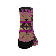 Load image into Gallery viewer, Between the Mountains Berry Crew Socks Crew Socks e-joyer 
