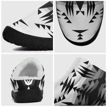 Load image into Gallery viewer, Between the Mountains White and Black Ikinnii Indoor Slipper 49 Dzine 
