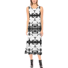 Load image into Gallery viewer, Between the Mountains White and Black Phaedra Sleeveless Open Fork Long Dress (Model D08) Phaedra Sleeveless Open Fork Long Dress (D08) e-joyer 
