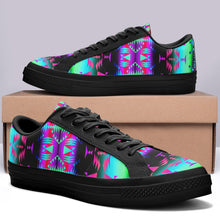 Load image into Gallery viewer, Between the Rocky Mountains Aapisi Low Top Canvas Shoes Black Sole 49 Dzine 
