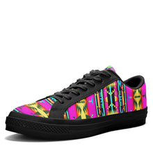 Load image into Gallery viewer, Between the Sunset Mountains Aapisi Low Top Canvas Shoes Black Sole 49 Dzine 
