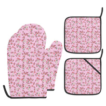 Load image into Gallery viewer, Strawberry Floral Oven Mitt &amp; Pot Holder
