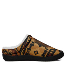 Load image into Gallery viewer, Chiefs Mountain Tan Ikinnii Indoor Slipper 49 Dzine 
