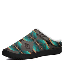 Load image into Gallery viewer, Cree Confederacy Ikinnii Indoor Slipper 49 Dzine 
