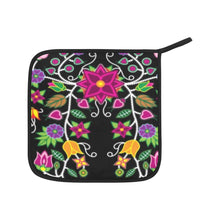 Load image into Gallery viewer, Floral Beadwork Oven Mitt &amp; Pot Holder
