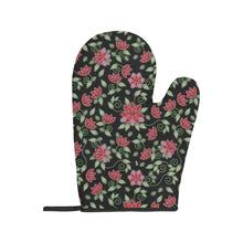 Load image into Gallery viewer, Red Beaded Rose Oven Mitt &amp; Pot Holder
