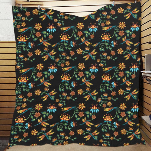 Dragon Lily Noir Quilt 70