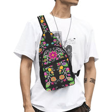 Load image into Gallery viewer, Floral Beadwork Chest Bag
