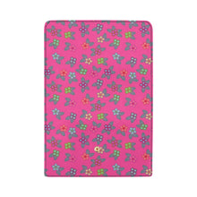 Load image into Gallery viewer, Berry Flowers Women&#39;s Trifold Wallet
