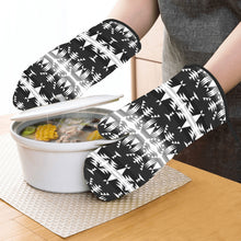 Load image into Gallery viewer, Between the Mountains Black and White Oven Mitt &amp; Pot Holder
