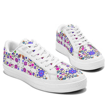 Load image into Gallery viewer, Floral Beadwork Seven Clans White Aapisi Low Top Canvas Shoes White Sole 49 Dzine 
