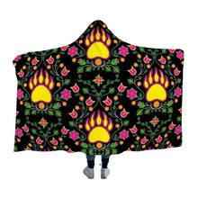 Load image into Gallery viewer, Floral Bearpaw Hooded Blanket 49 Dzine 
