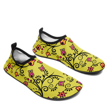 Load image into Gallery viewer, Key Lime Star Kid&#39;s Sockamoccs Slip On Shoes Herman 
