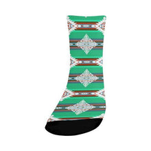 Load image into Gallery viewer, Plateau Stars Crew Socks Crew Socks e-joyer 
