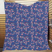 Load image into Gallery viewer, Swift Floral Peach Blue Quilt 70&quot;x80&quot; Quilt 70&quot;x80&quot; e-joyer 
